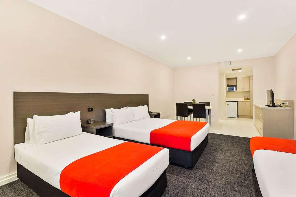 Quality Hotel Manor Mitcham Номер фото